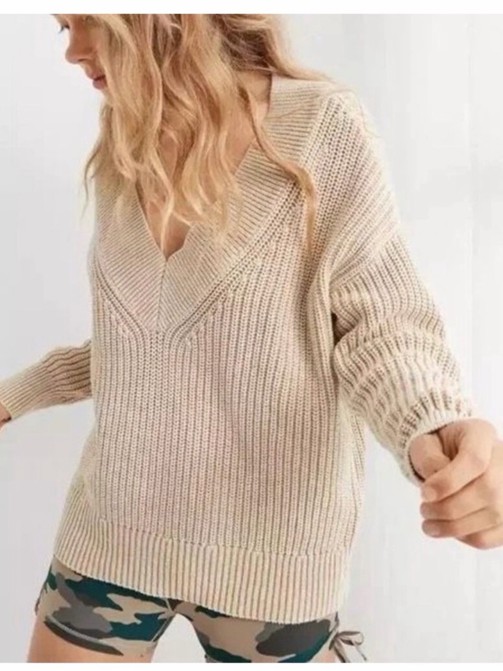 aerie Ribbed slouchy V-Neck Sweater